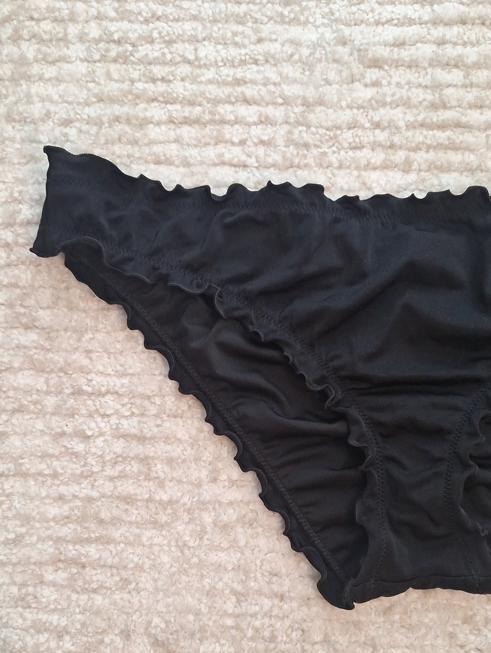 Shade & Shore Ruffle Edged Ruched Bottom Biniki Bottom | Black | Size L